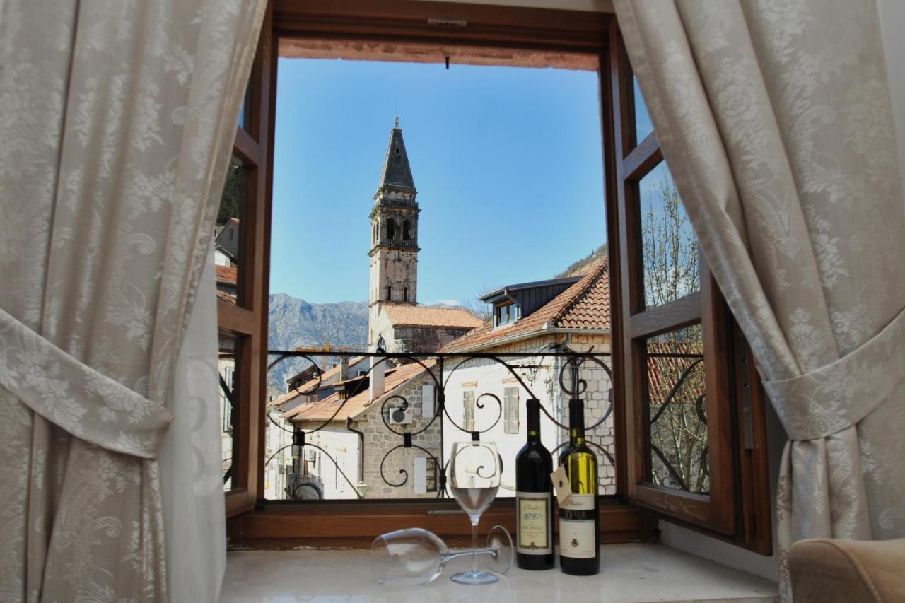Lady Of The Rocks Apartments Perast Exterior photo